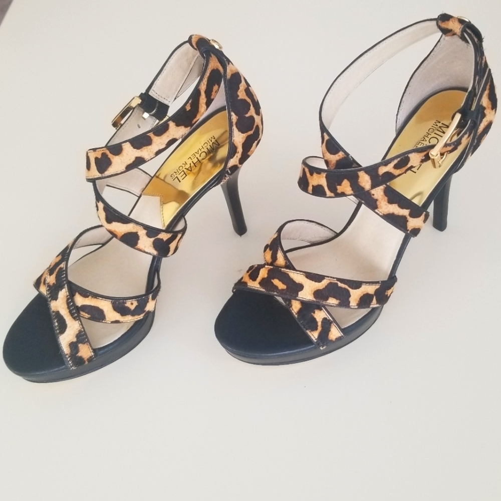 💥New Gorgeous MK leopard heels Size 8